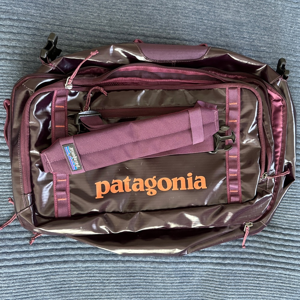 Patagonia black hole 45L convertible backpack